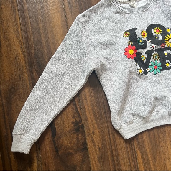 Girls Floral LOVE Sweatshirt Grey Cozy Crewneck Youth Small - Picture 4 of 10